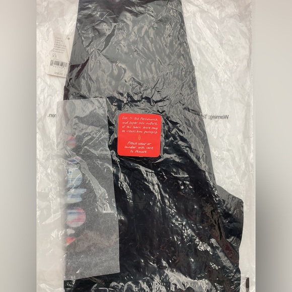 NWT Fp Movement Never Better Better Logo Bike Shorts in color Ikat Combo in size - Picture 5 of 5